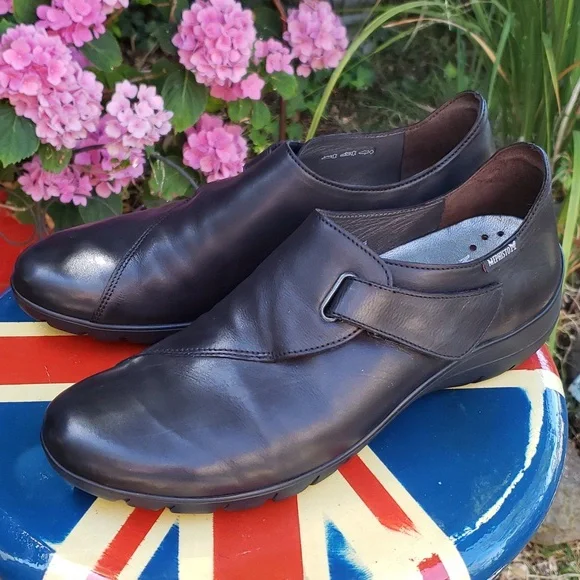 Mephisto Black Luce Flats Size 10 - Picture 16 of 16